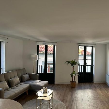 Apartamentos Urbanin II Plaza De San Pedro Cudillero Exterior photo